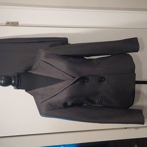 Le Suit Petite 2 piece suit sz 6P